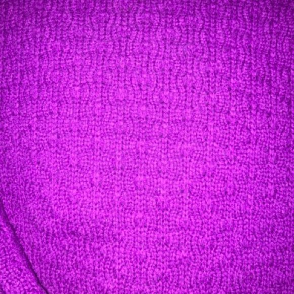 Beautiful Perry Ellis Purple Sweater - Picture 3 of 6